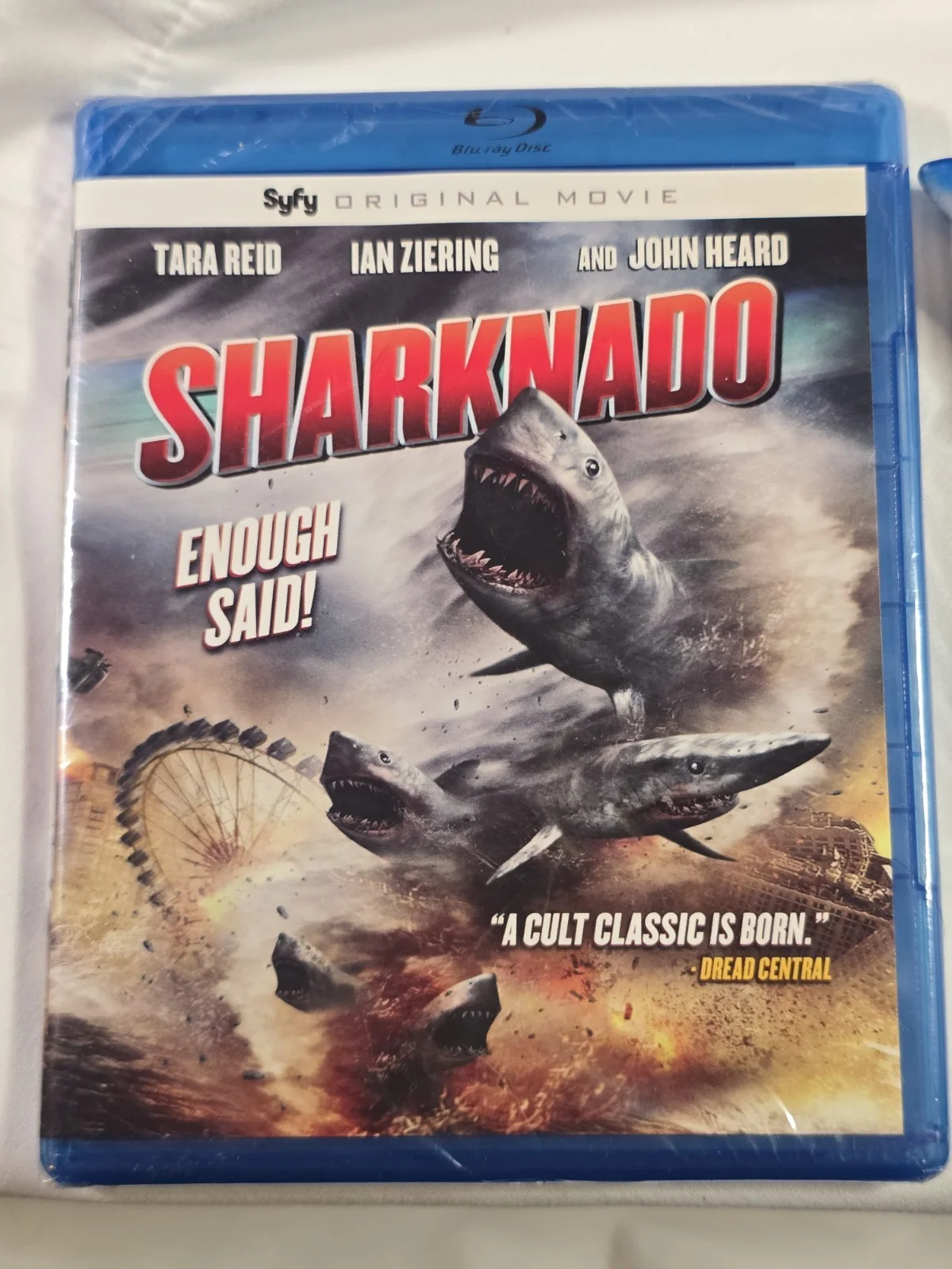 Tara Reid — Tara Reid Signed Sharknado Shark Toy w/ BAM Box COA & SEALED Sharknado Blue Ray, изображение 4
