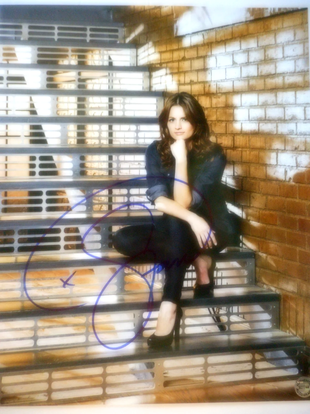 Stana Katic — Stana Katic signed CASTLE (Kate) Detective 8x10 Photo Coa & #d Holograms