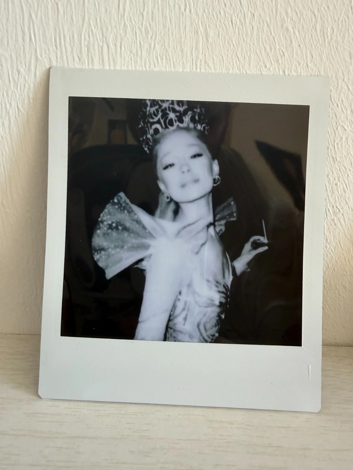 Ariana Grande Wicked Glinda Fuji Instax Mini Black White B&W Photo Print, изображение 2