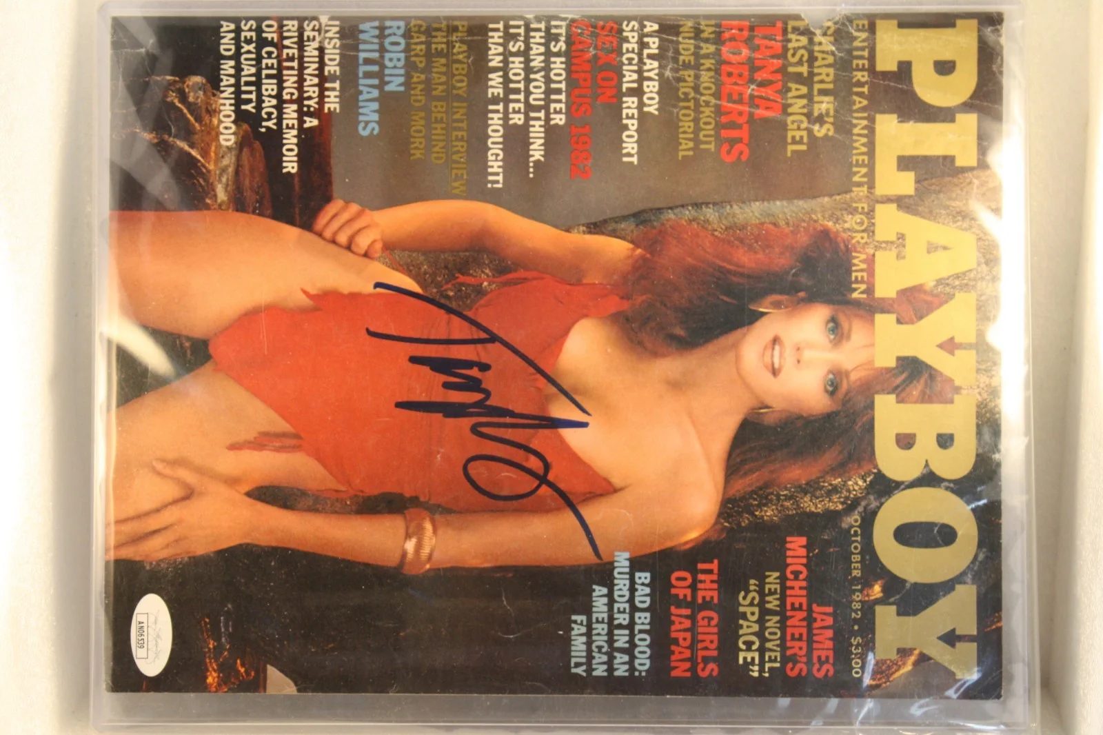 Tanya Roberts — Tanya Roberts Autographed PLAYBOY Cover JSA Authentication, image 4
