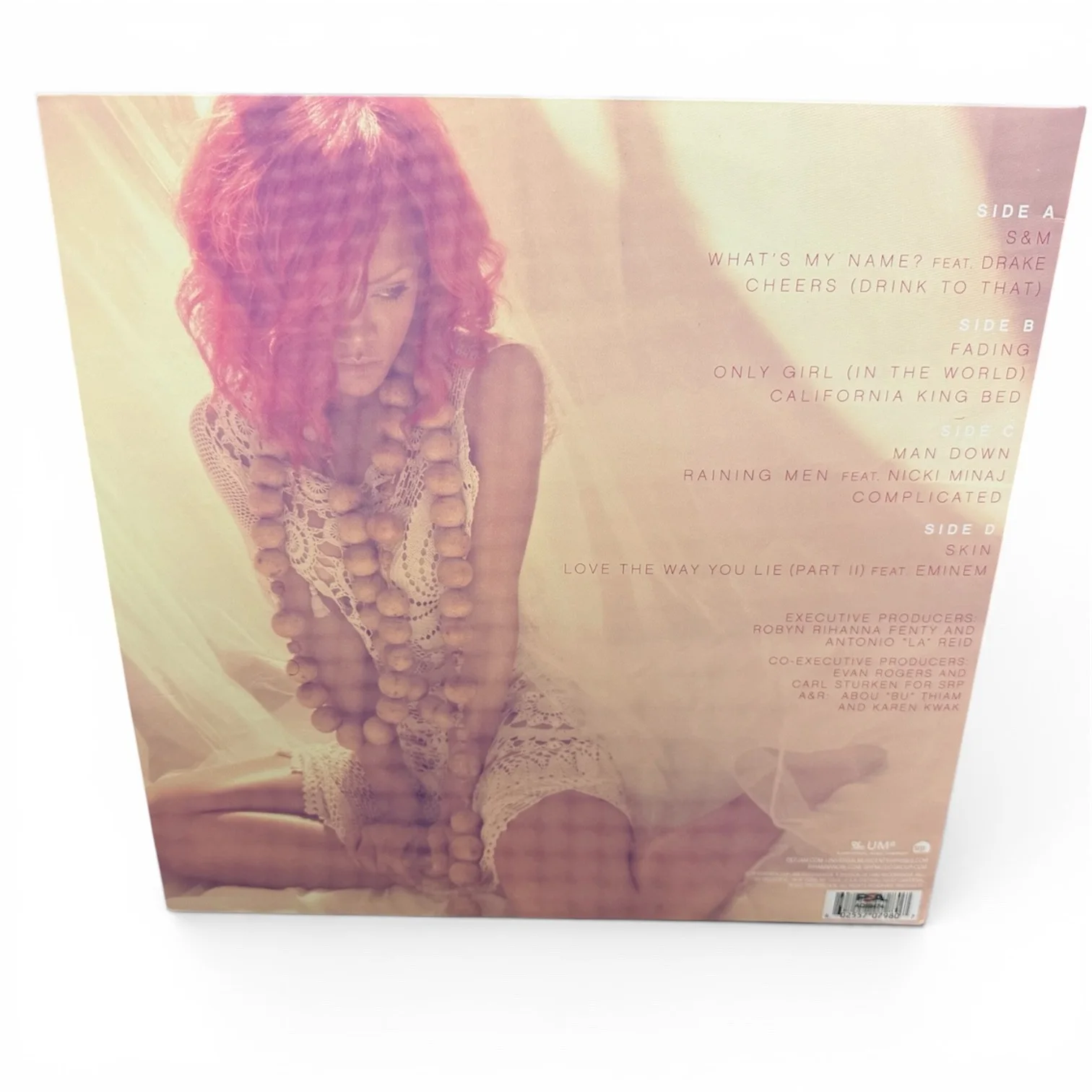Rihanna Signed Autographed 2010 Loud LP Album Vinyl PSA/DNA, image 2