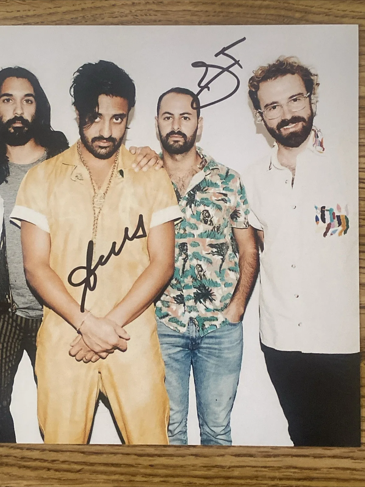 Young The Giant Band Autographed 8x10 Photo Sameer Gadhia +3, изображение 3