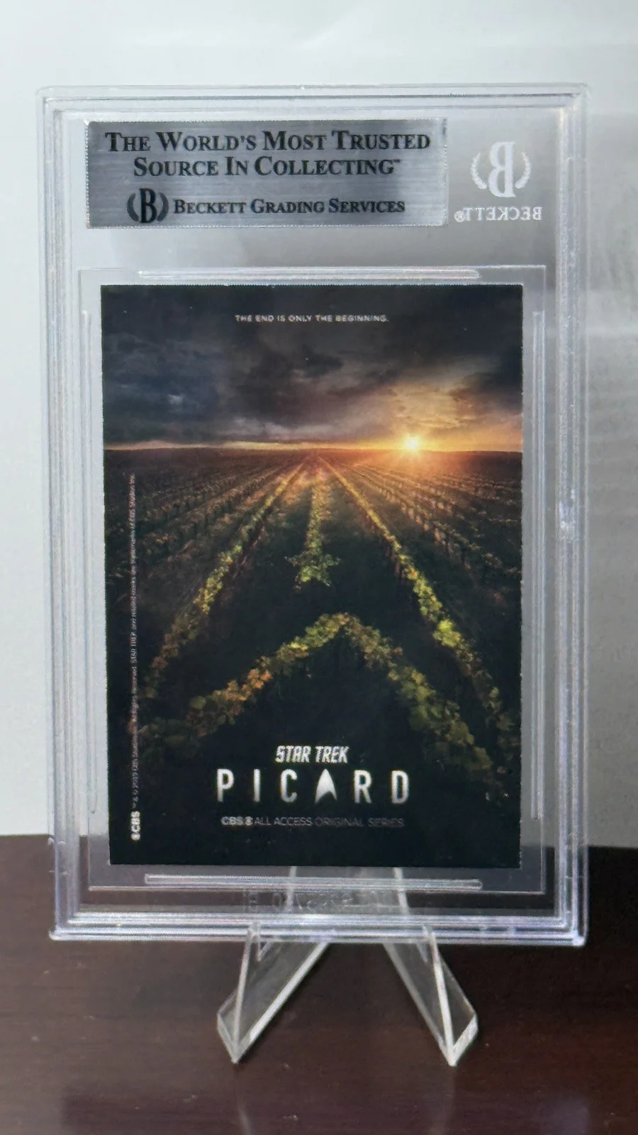 Patrick Stewart — Patrick Stewart Signed 2019 Star Trek Picard Beckett Witnessed Autographed card, изображение 2