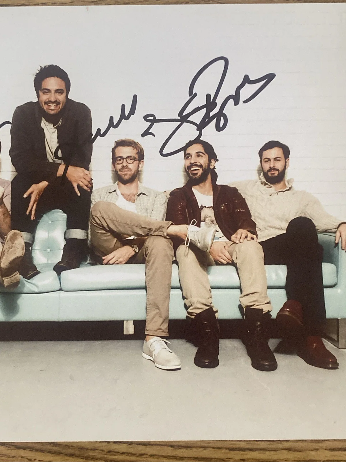 Young The Giant Band Autographed 8x10 Photo Sameer Gadhia +3, изображение 3