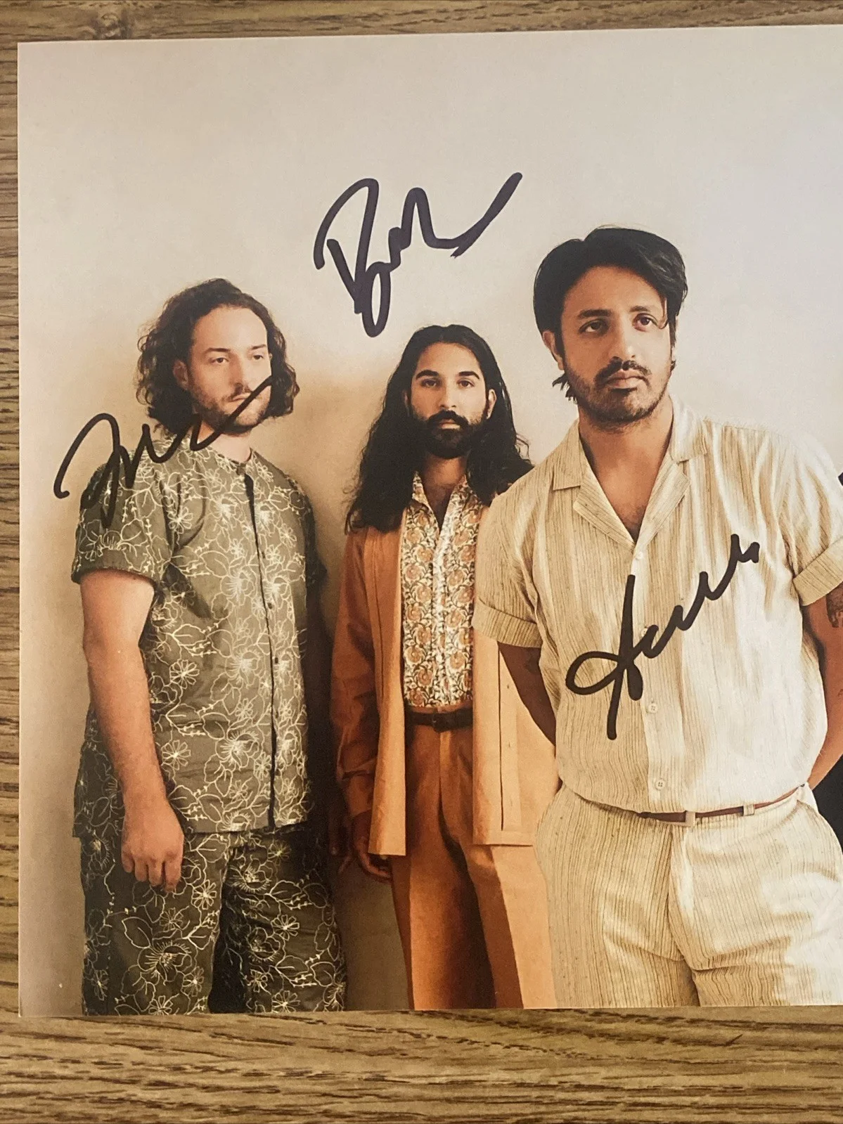 Young The Giant Band Autographed 8x10 Photo Sameer Gadhia +3, изображение 2