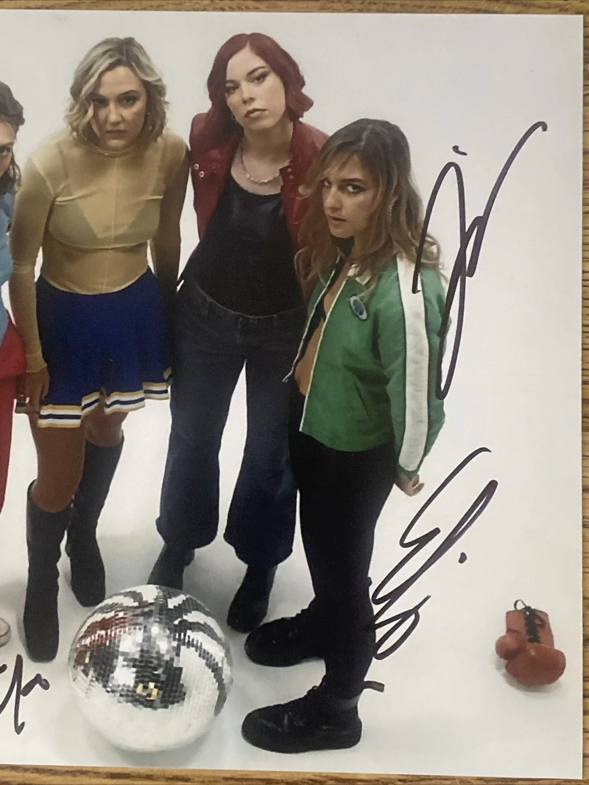 The Beaches Band Full Autographed 8x10 Photo Jordan Miller +3, image 3