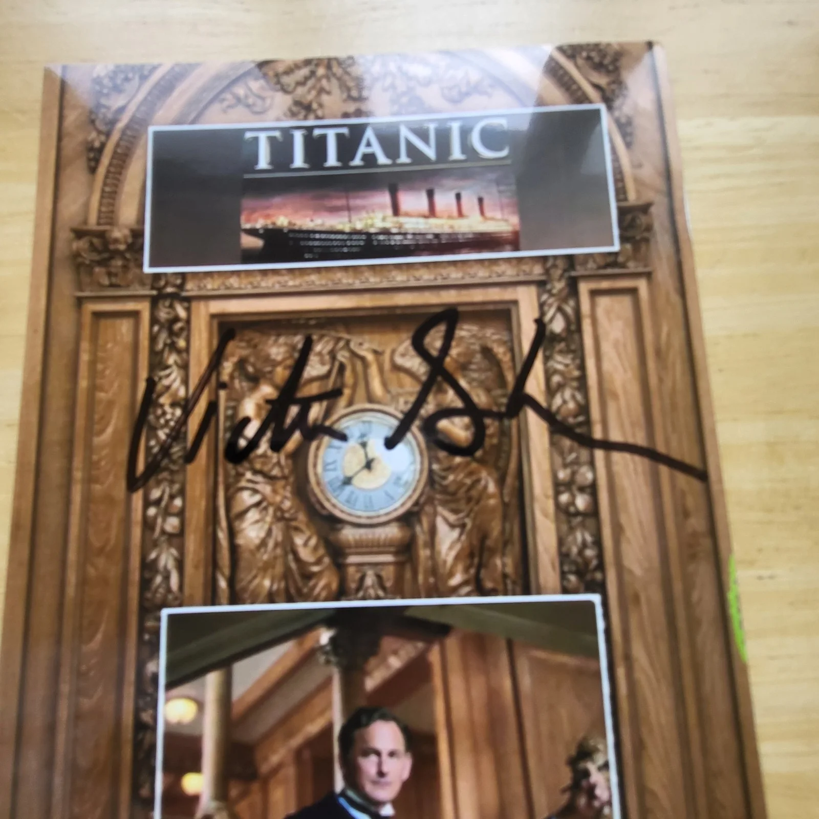 Victor Garber — Victor Garber Titanic Hand Signed 4x6 Autograph, image 2
