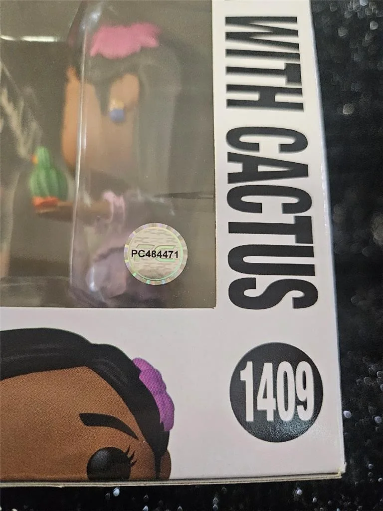 DIANE GUERRERO — DIANE GUERRERO SIGNED FUNKO POP 1409 DISNEY ENCANTO ISABELA WITH CACTUS W/ COA, image 4