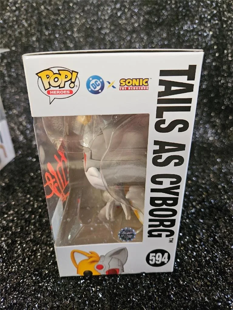 RYAN REYNOLDS — KHARY PAYTON SIGNED FUNKO POP 594 SONIC HEDGEHOG TAILS AS CYBORG DC W/ COA, image 3