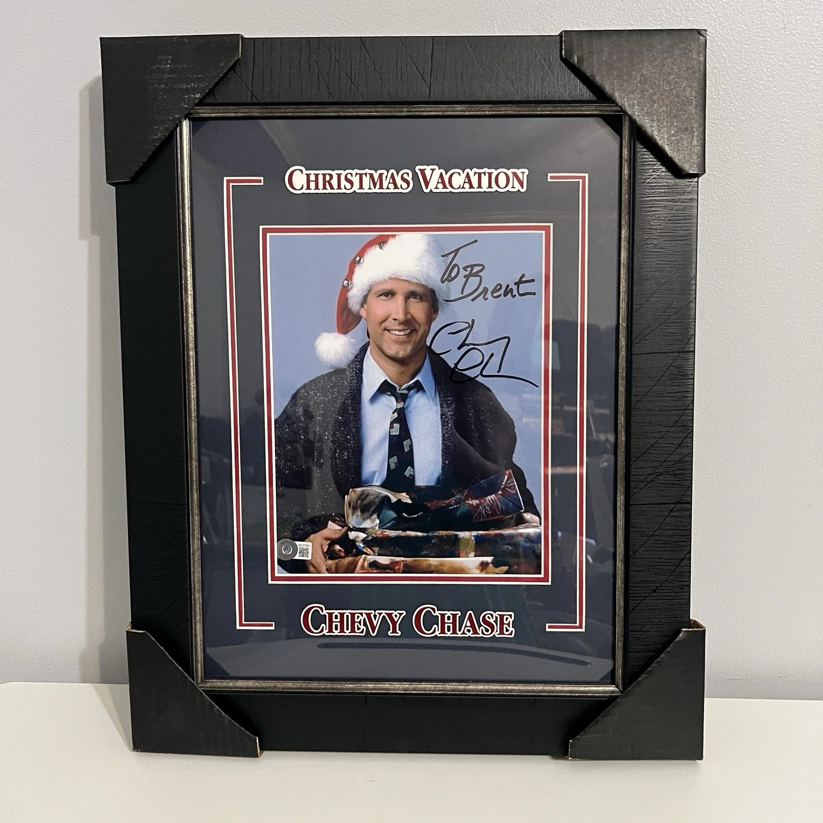 Chevy Chase — Chevy Chase Christmas Vacation Signed Photo BAS Beckett Autograph Framed 15 x 19, image 2