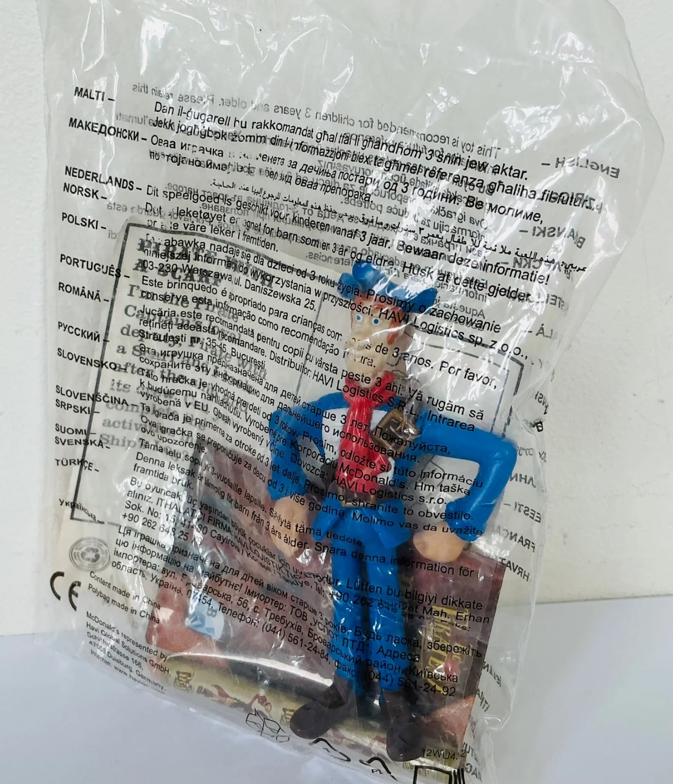 MCDONALDS PIRATE WITH A SCARF TOY FIGURE PIRATES IN AN ADVENTURE WITH SCIENTISTS, изображение 2