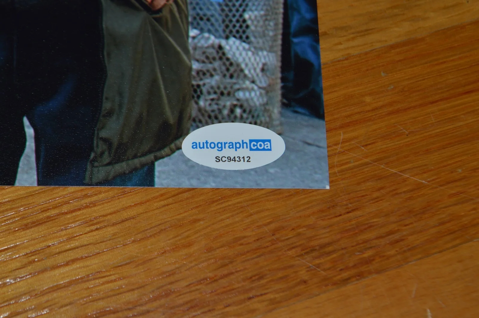 Steven Spielberg — Steven Spielberg Signed 8x10 "Catch Me If You Can" Photo with AUTOGRAPH Hologram, изображение 3