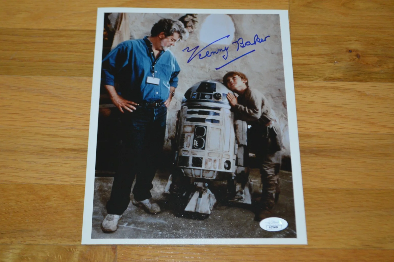 Kenny Baker — Kenny Baker Autographed 8x10 Color "Star Wars" Photo with JSA COA ~ R2-D2, image 2