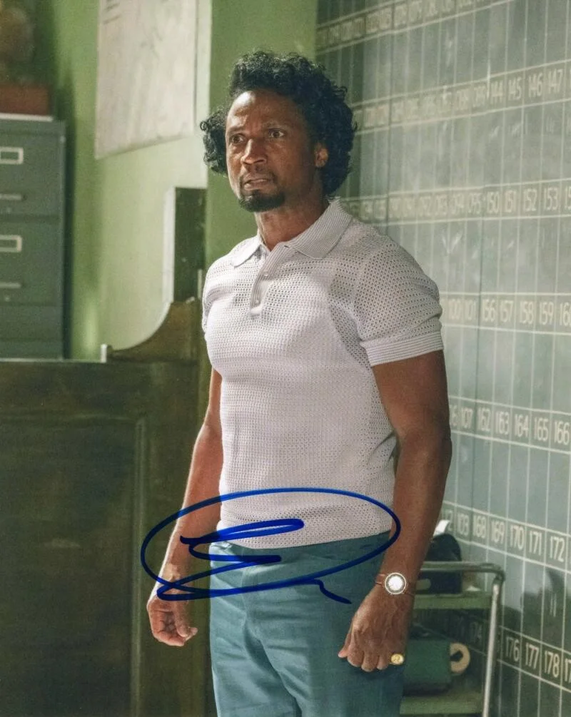 Elvis Nolasco — Elvis Nolasco Signed Autograph 8x10 Photo - Godfather of Harlem 's Nat Pettigrew