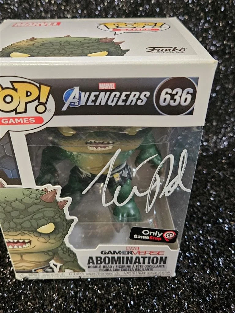TIM ROTH — TIM ROTH HAND SIGNED AUTOGRAPHED FUNKO POP! 636 MARVEL AVENGERS ABOMINATION COA, image 2
