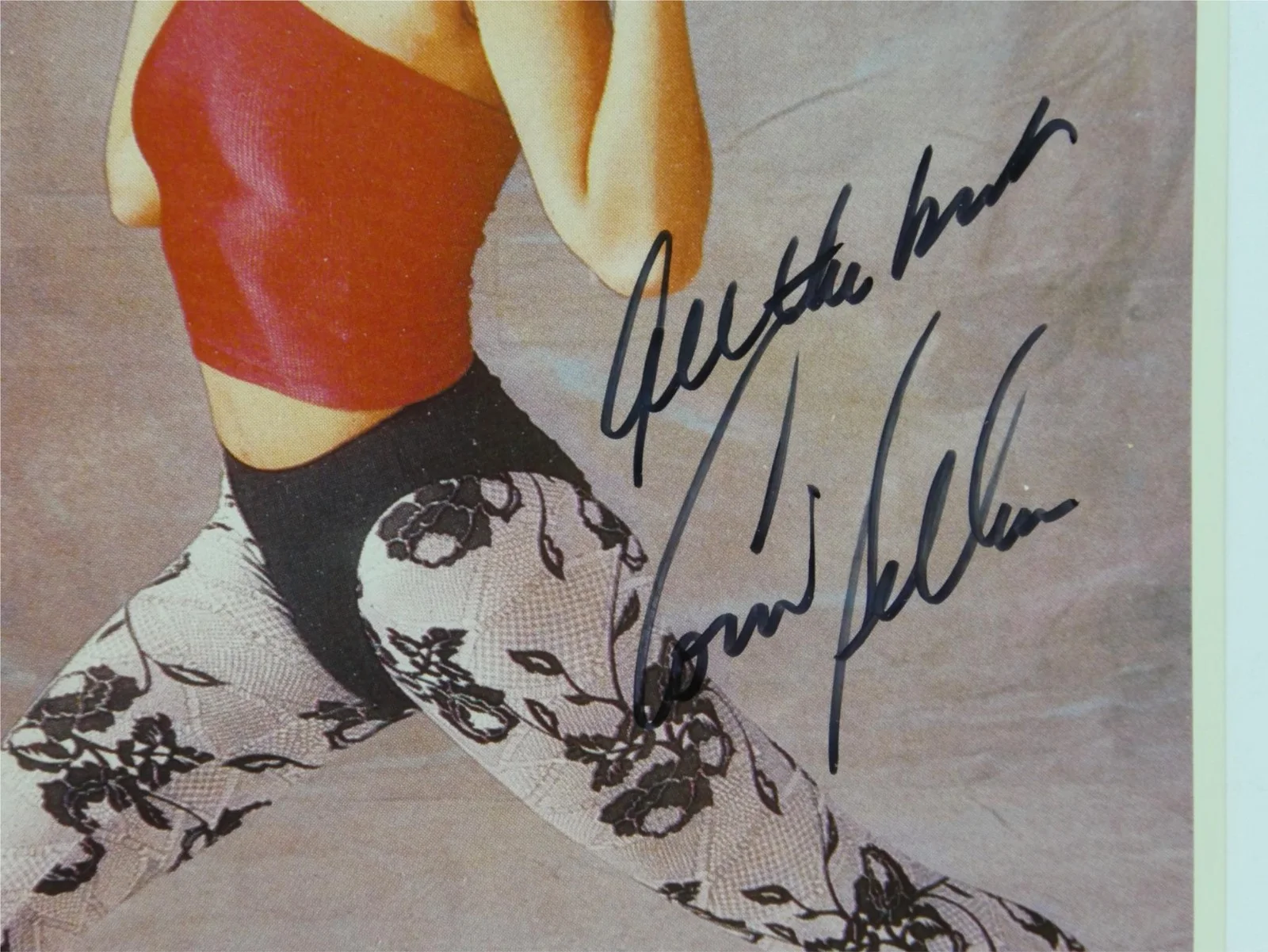 Connie Sellecca — Connie Sellecca Signed 8x10 Photo Autographed Hotel, изображение 2