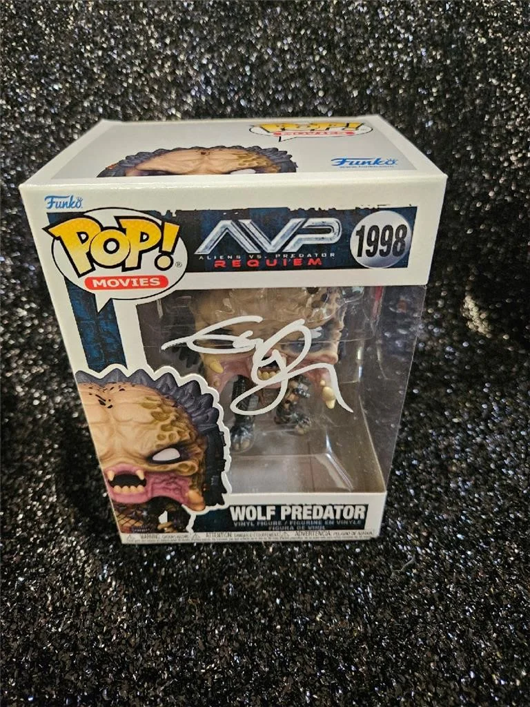 IAN WHYTE — IAN WHYTE HAND SIGNED AUTOGRAPHED FUNKO POP! 1998 AVP WOLF PREDATOR FIGURE COA, image 2