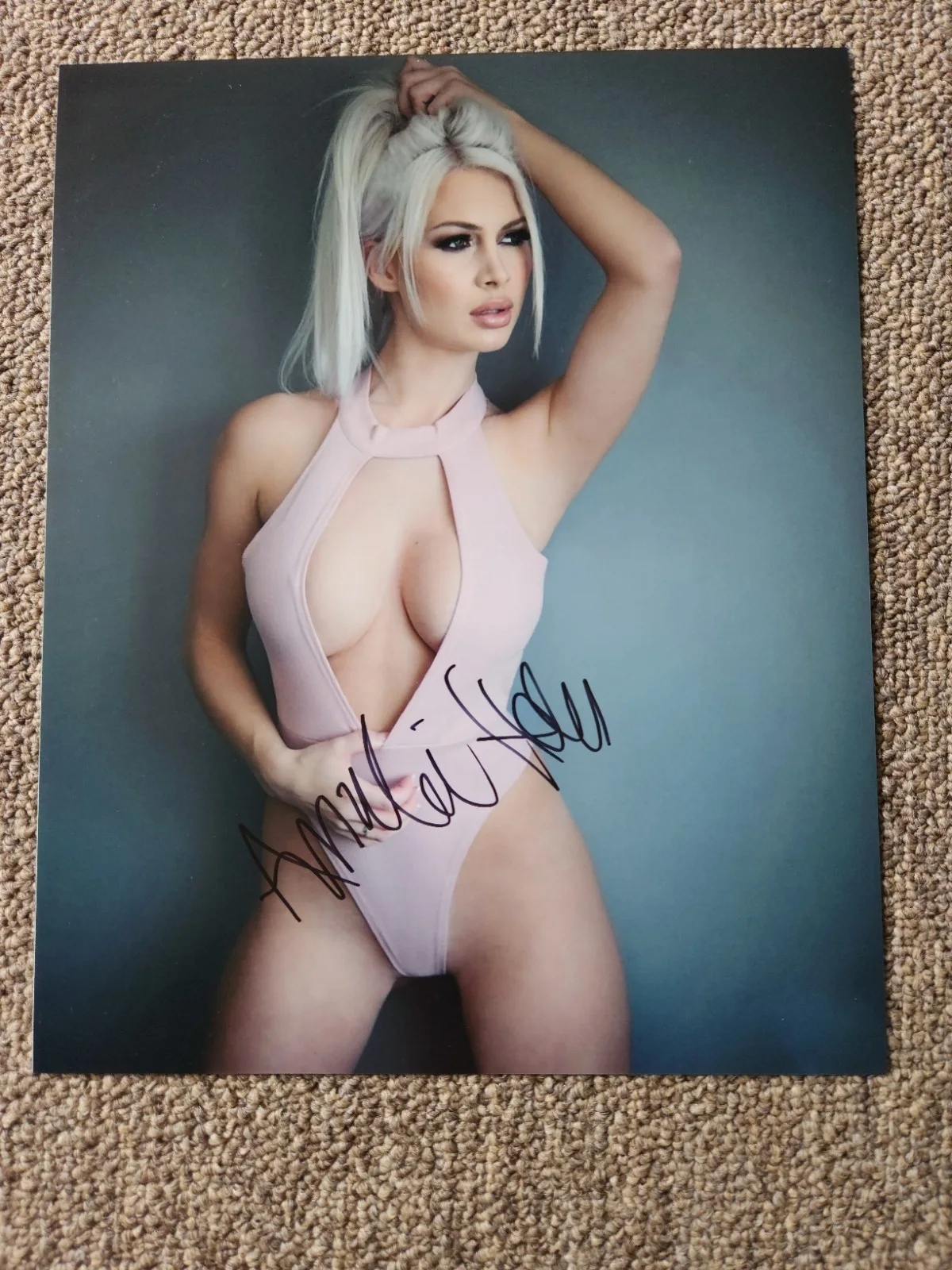 Lot Of Signed Autographed 8x10" Photograph AW Playboy Model Sexy fcq16, изображение 2