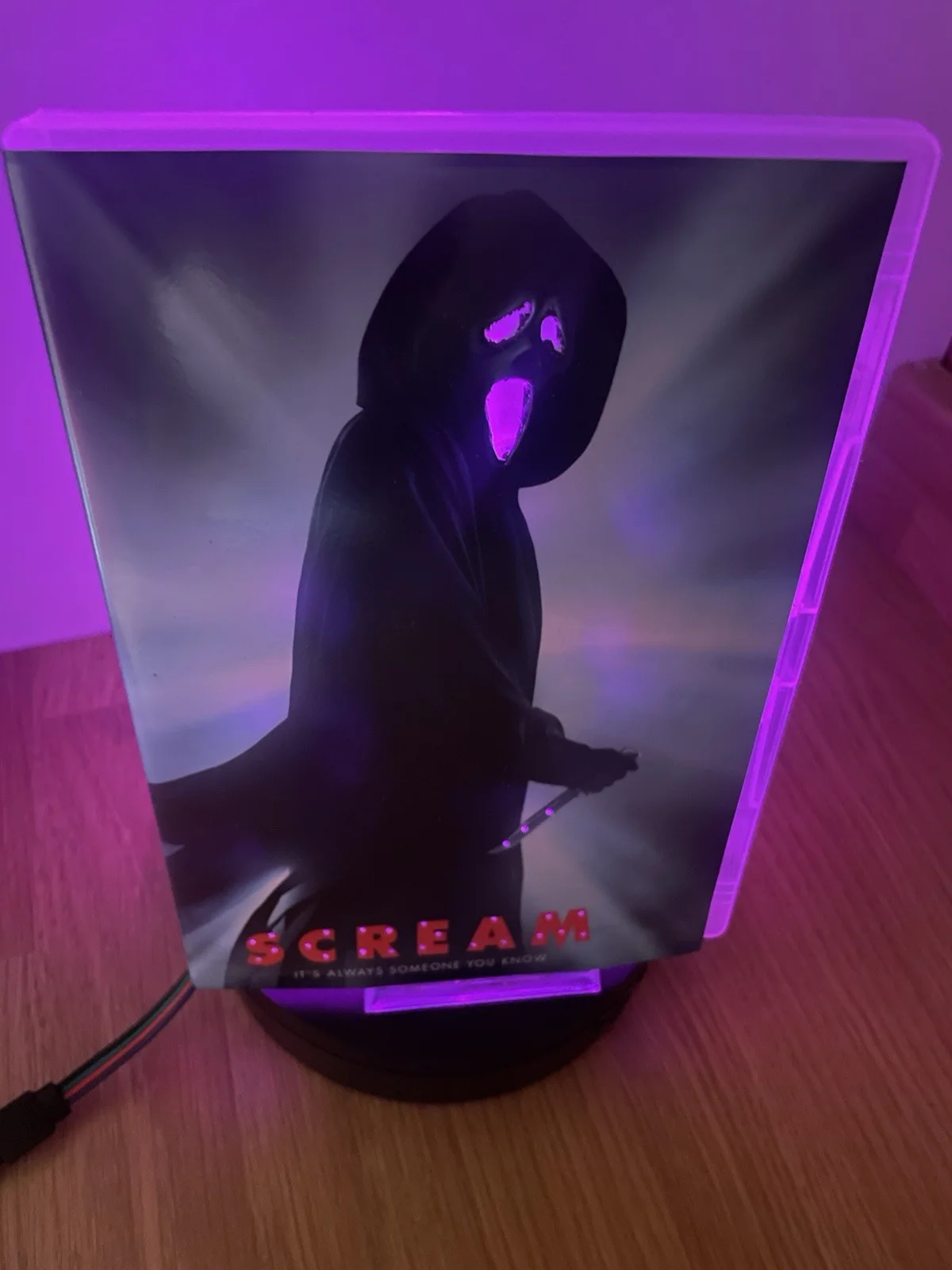 Scream Neon DVD Light, image 3