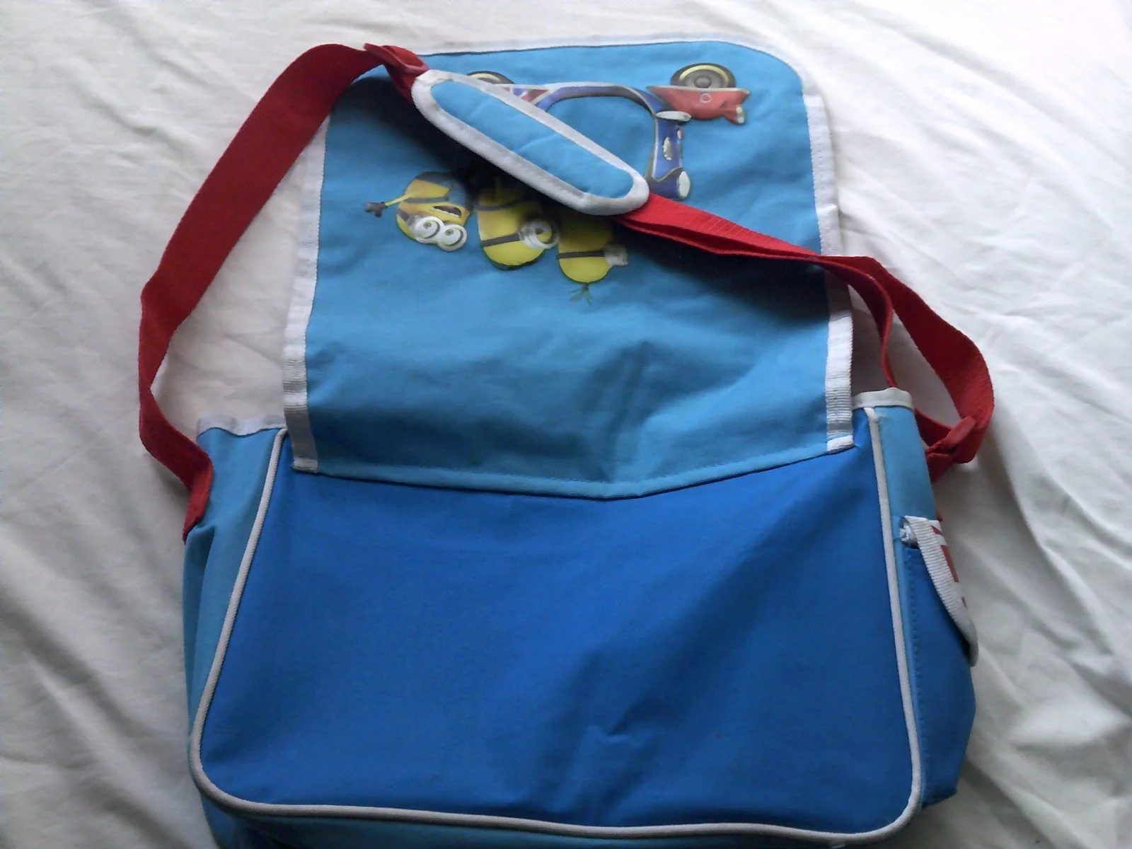 Minions Movie Moped Messenger Bag by Posh Paws, Movie Exclusive with UK flags !, изображение 5