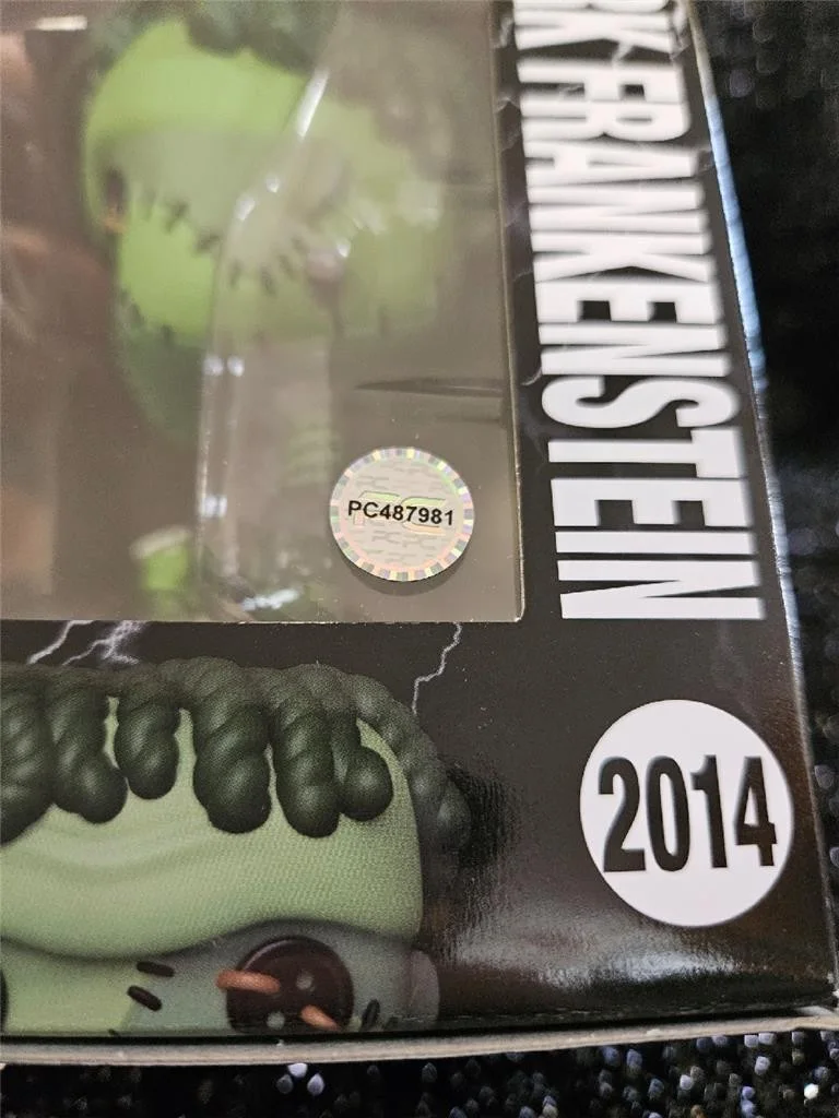 OSCAR ISAAC — OSCAR ISAAC SIGNED AUTOGRAPHED FUNKO POP! 2014 PATCHWORK FRANKENSTEIN MONSTE COA, image 4