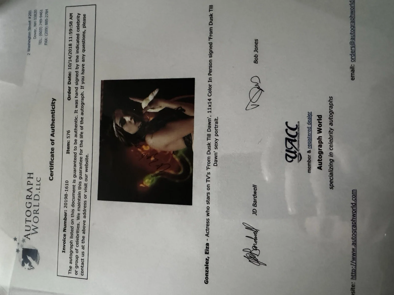 Eiza Gonzalez Signed Autographed 11x14” Photograph Autograph World COA, изображение 4