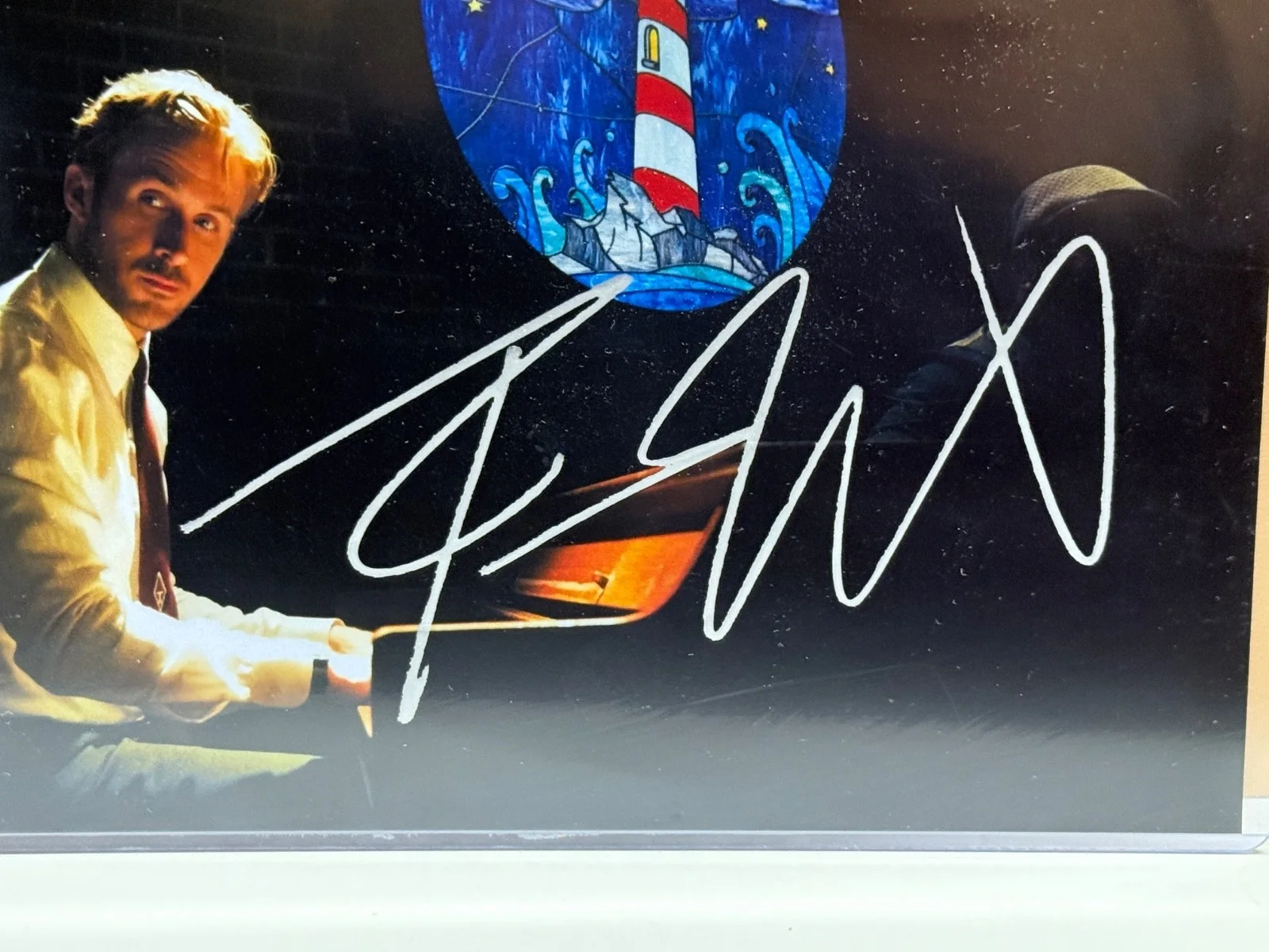 RYAN GOSLING — SIGNED LA LA LAND Piano Photo with COA - Slipcover - Ships FREE, image 2