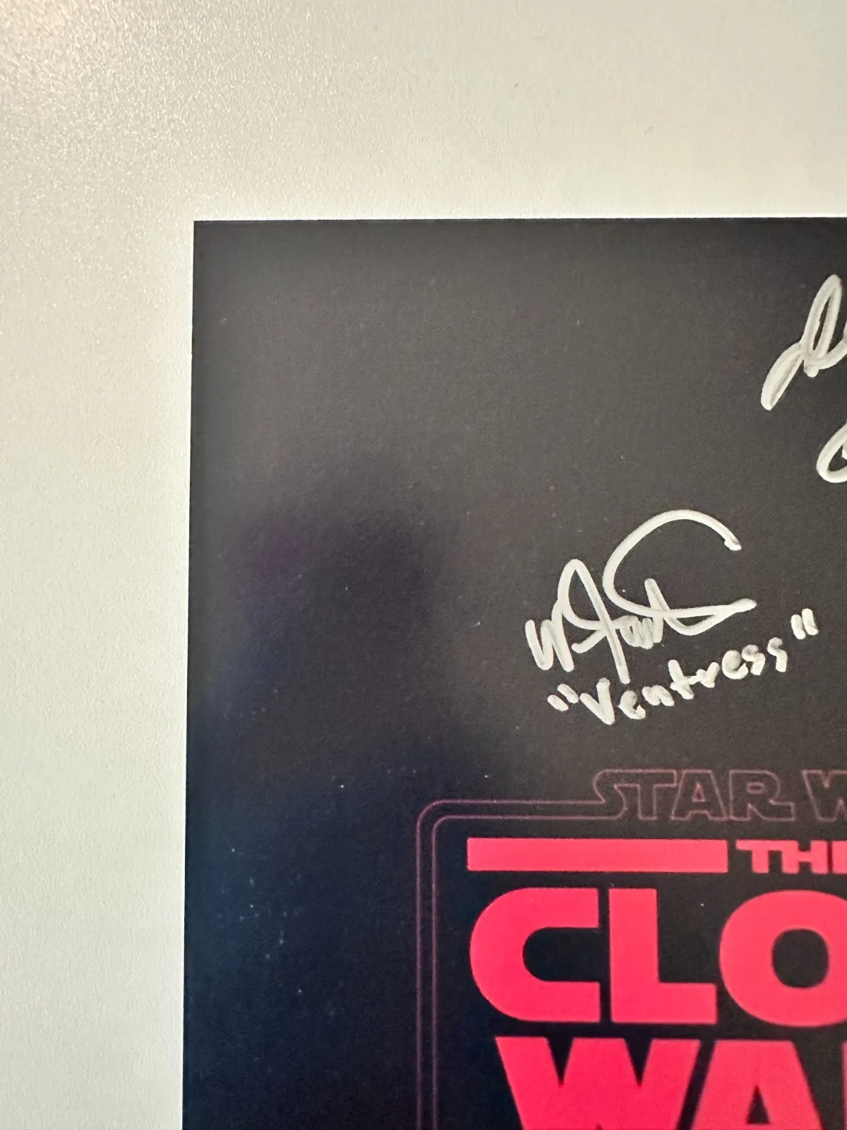 Dee Bradley Baker — THE CLONE WARS Multi-Signed 8x10 Star Wars Autograph Project (Baker, Taber+) [a], image 2