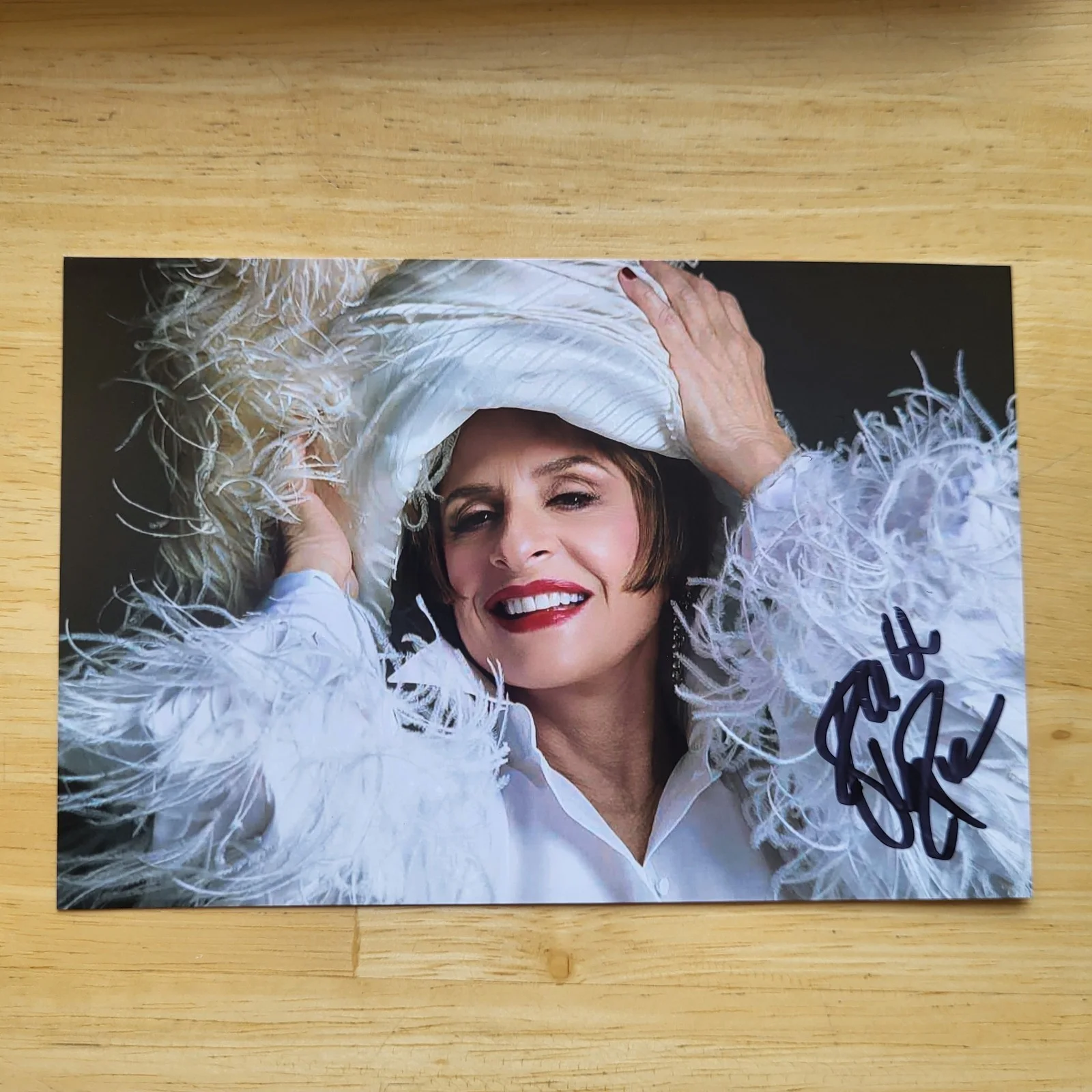 Patti LuPone — Patti LuPone Evita Broadway Musicals Hand Signed 4x6 Autograph