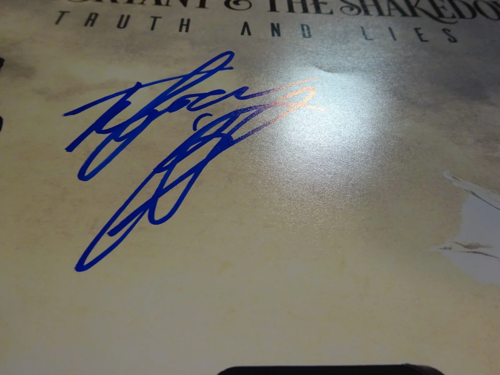 Autographed TYLER BRYANT AND THE SHAKEDOWN Signed Album Flat 12x12 Photo BAS COA, изображение 4