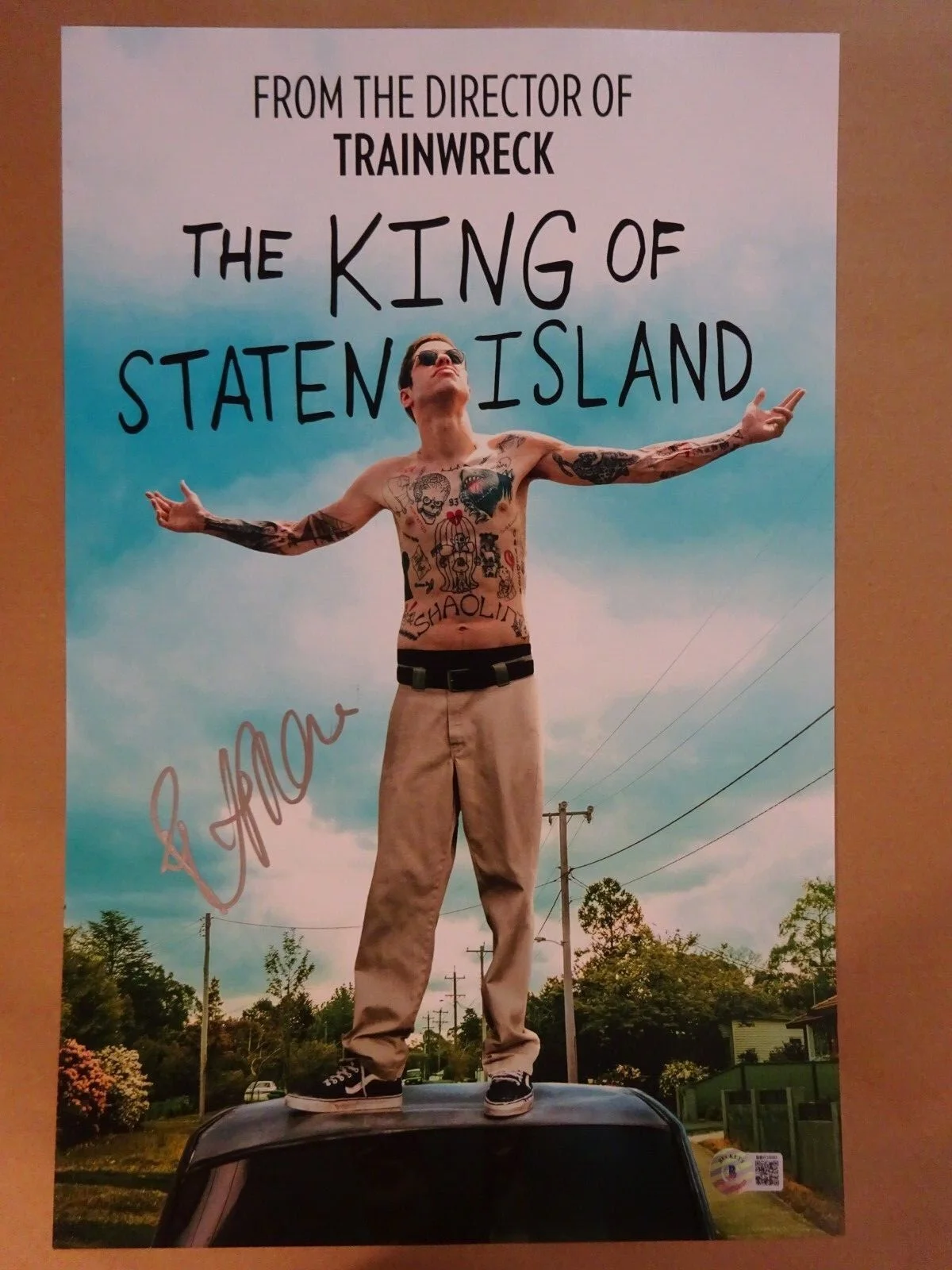 Pete Davidson — Signed PETE DAVIDSON Autographed THE KING OF STATEN ISLAND 11"x17" Photo BAS COA, изображение 2