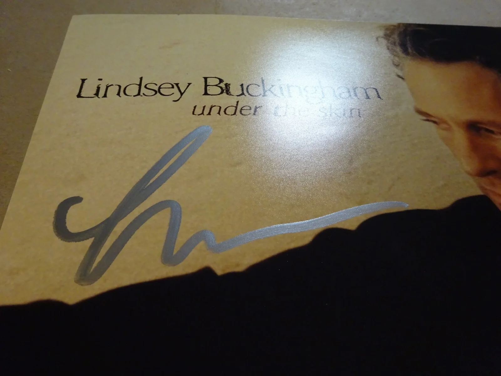 Autographed LINDSEY BUCKINGHAM Signed Under The Skin 12"x12" Photo Flat BAS COA, изображение 4