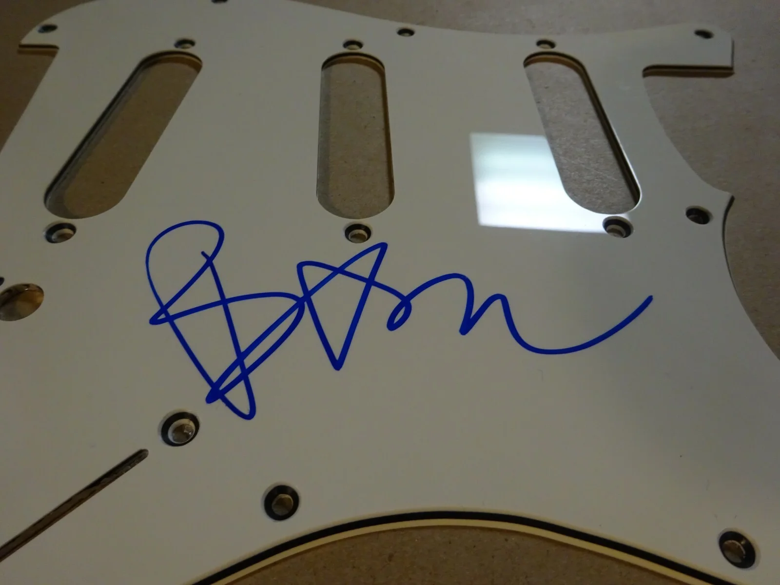 Bam Margera — Signed BAM MARGERA Autographed Guitar Pick Guard Beckett BAS COA, image 5