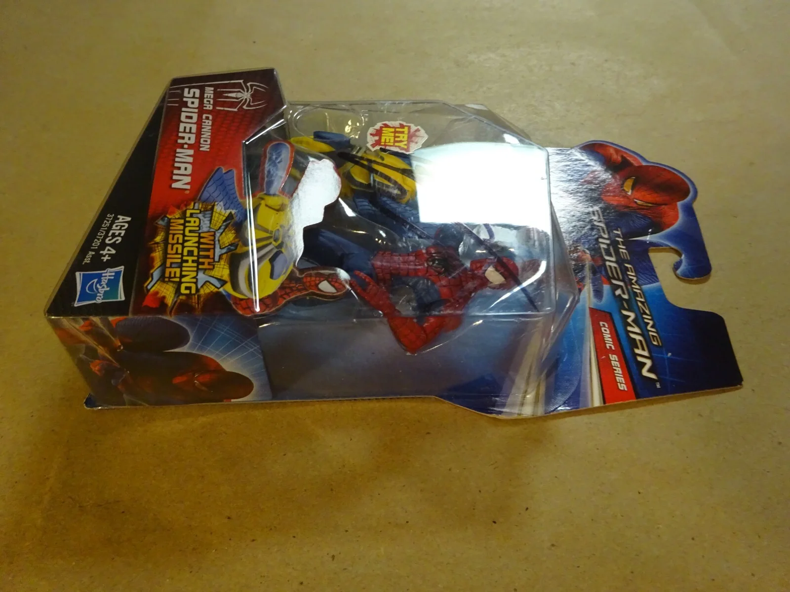 Andrew Garfield — Signed Andrew Garfield Autographed Spider-Man Toy / Figure Beckett COA BAS, image 4