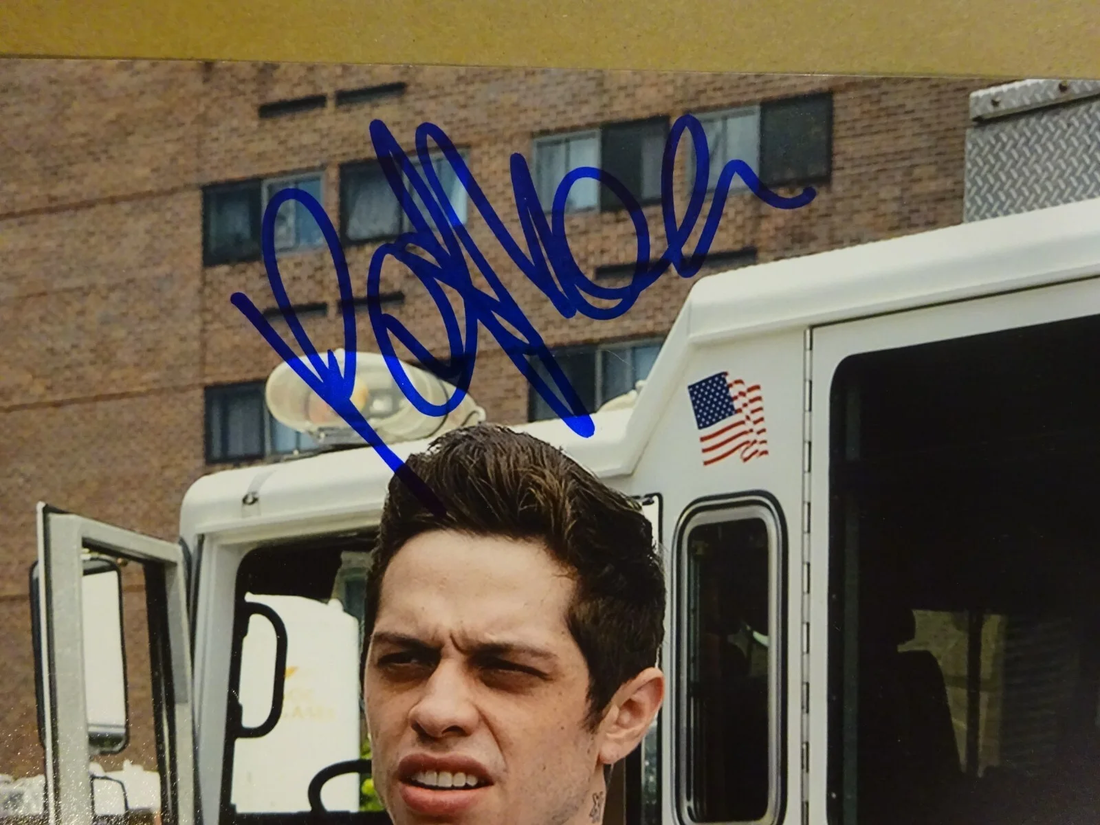 Pete Davidson — Signed PETE DAVIDSON Autographed Photo The King Of Staten Island 11X14 BAS COA, изображение 3