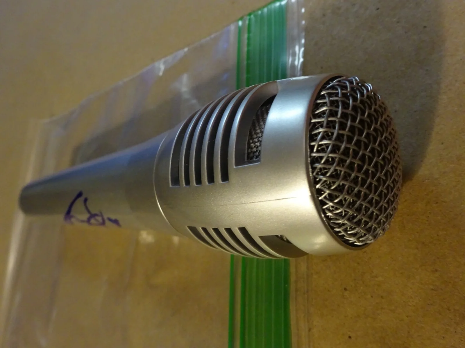 Signed JUSTINE SKYE Autographed Microphone American Singer - Music, image 4