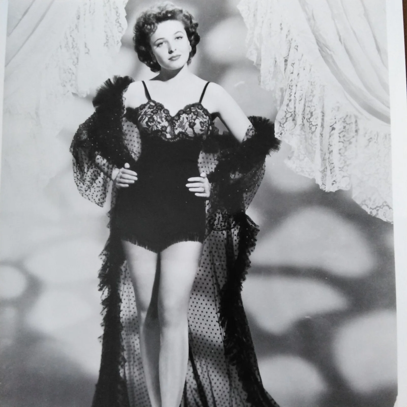 Laraine Day SIGNED Photo 40s Movie TV Actress Hitchcock Dr Kildare Baseball Sexy, изображение 5