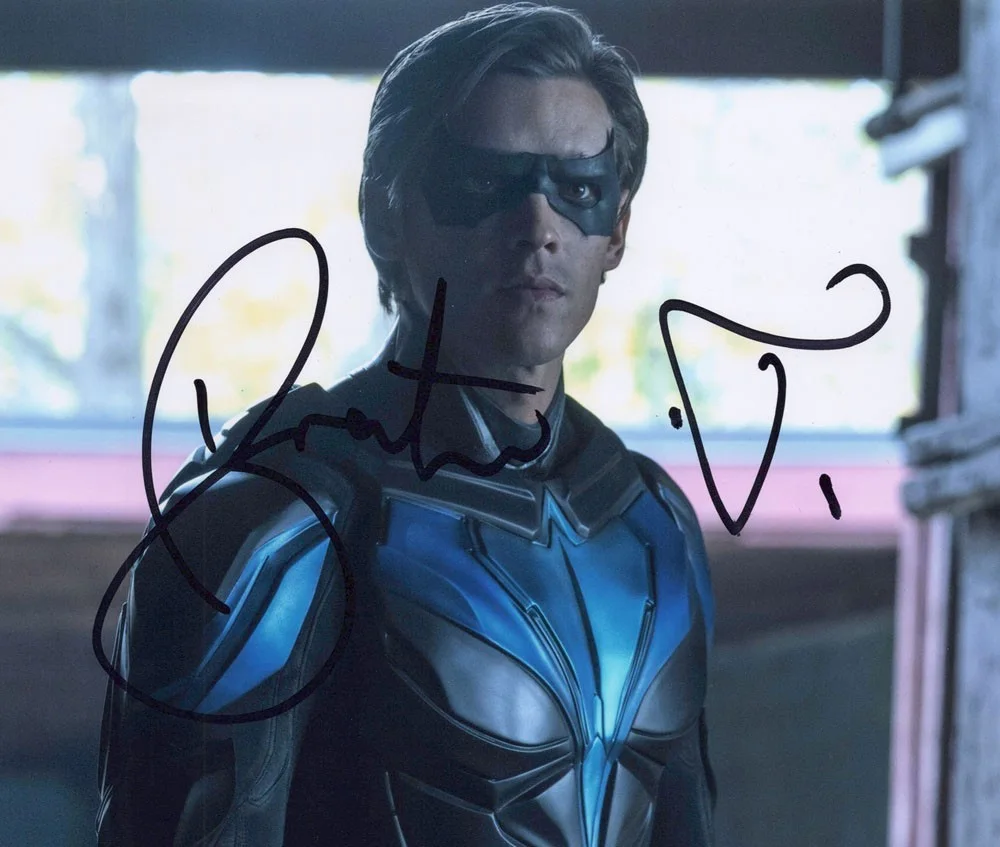 BRENTON THWAITES — Brenton Thwaites signed "TITANS" 8x10 Photo c EXACT PROOF Nightwing COA Rare, изображение 4