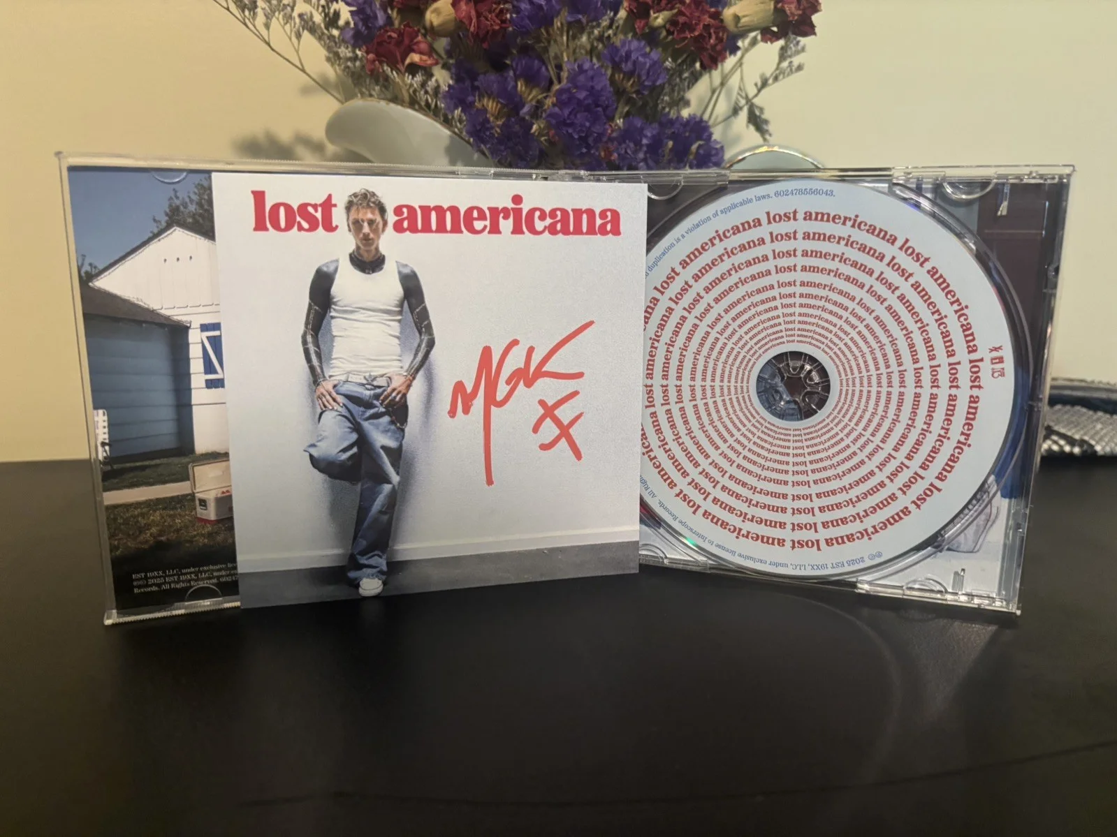 Ready to Ship! Machine Gun Kelly MGK Lost Americana Exclusive CD (signed), изображение 2