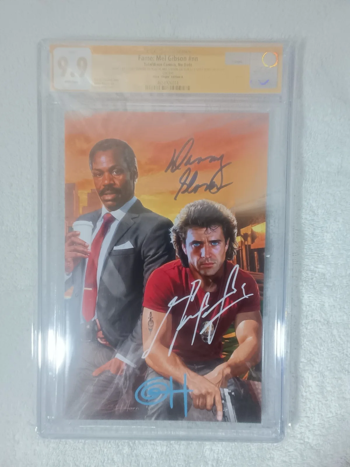 Mel Gibson, Danny Glover, Greg Horn — Fame: Mel Gibson CGC SS 9.9 Auto Mel Gibson Danny Glover Greg Horn Signed, image 2