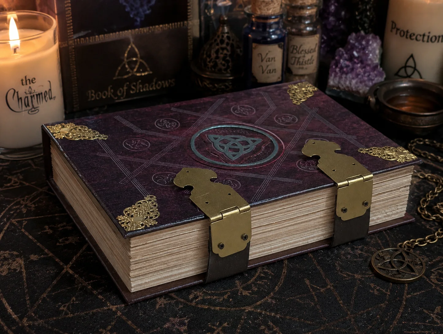 Charmed Reboot Book of Shadows Replica Handmade Grimoire with Original Pages A5, изображение 2