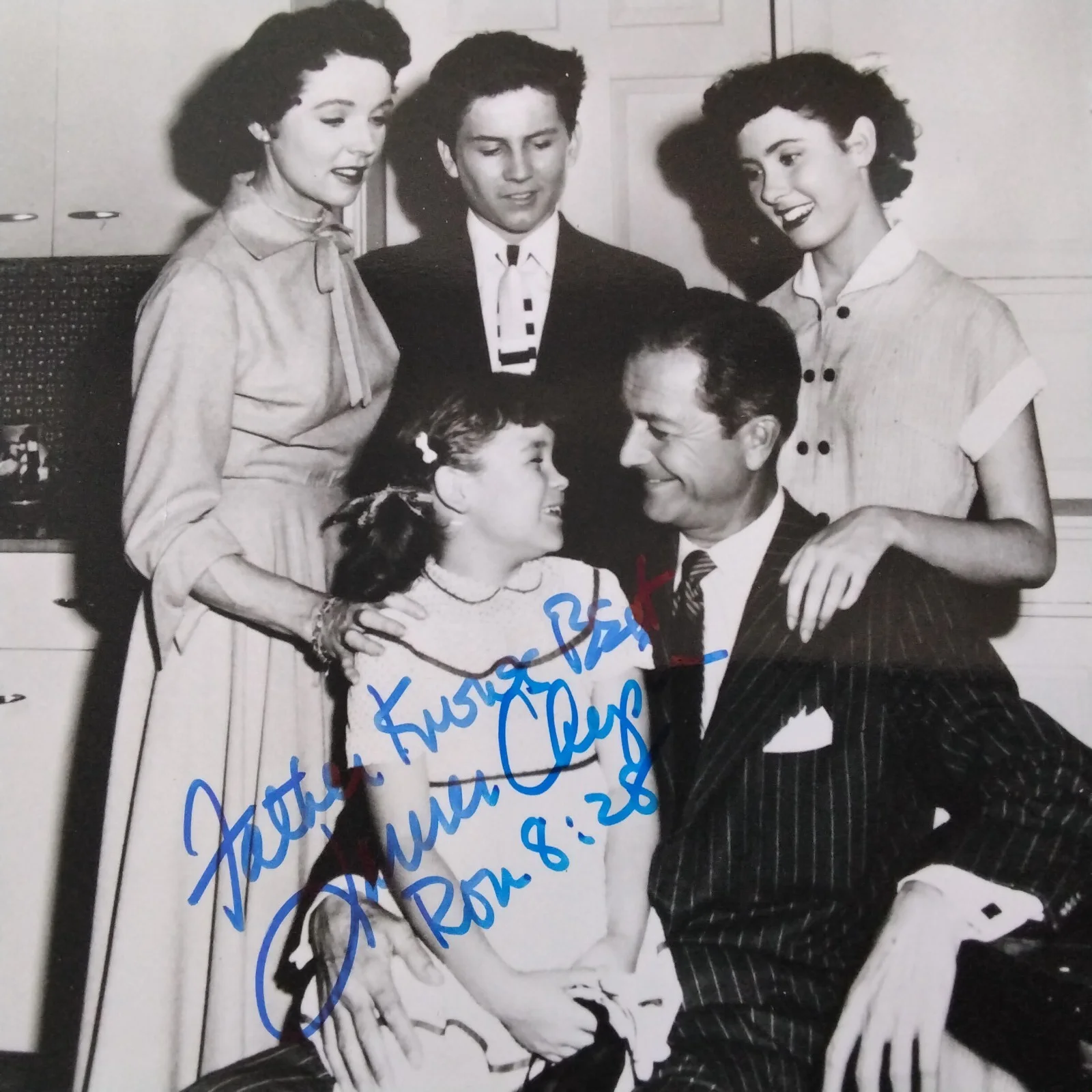 Lauren Chapin SIGNED 8x10 Photo 50s TV Child Actress Father Knows Best Cast, изображение 3