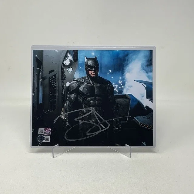 Ben Affleck — Ben Affleck Autographed Batman V Superman: Dawn Of Justice 8X10 Photograph BAS