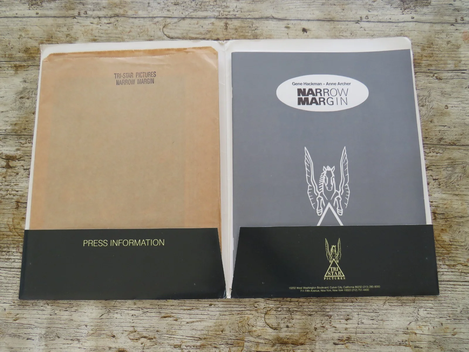 NARROW MARGIN ORIGINAL 1990 CINEMA FILM MOVIE PRESS KIT Gene Hackman 11 PHOTOS, изображение 2