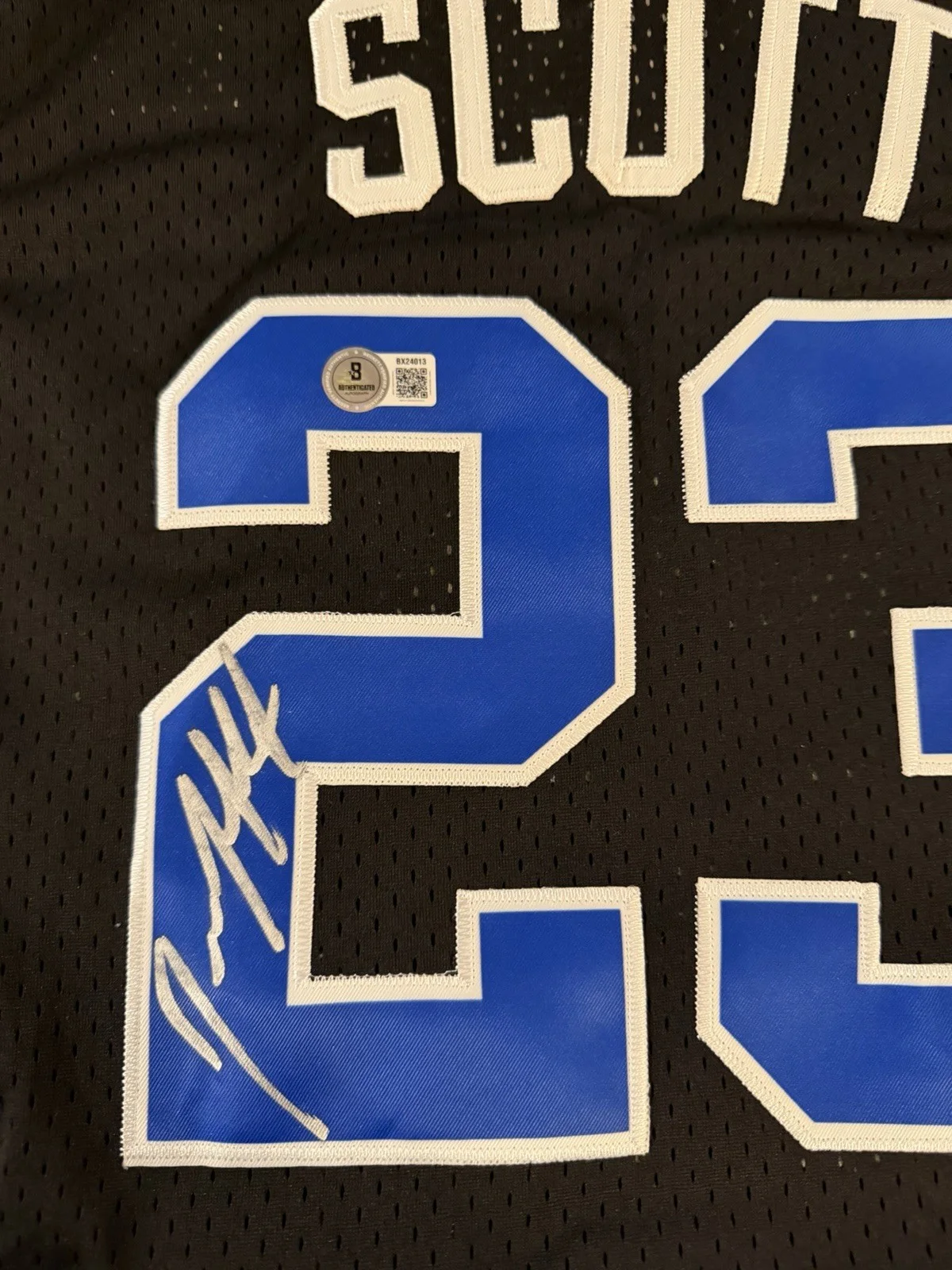 James Lafferty ‘One Tree Hill’ Signed Jersey ‘Nathan Scott’ Beckett Certified, image 2