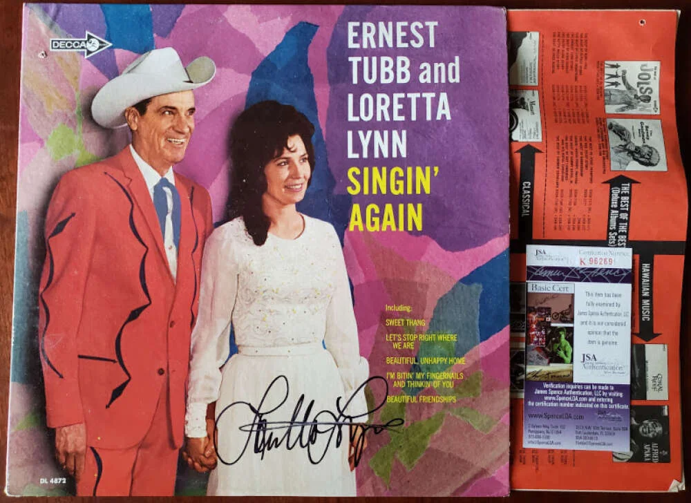 Loretta Lynn — Loretta Lynn PSA DNA Signed Singin Again Album w/ Vinyl Autograph
