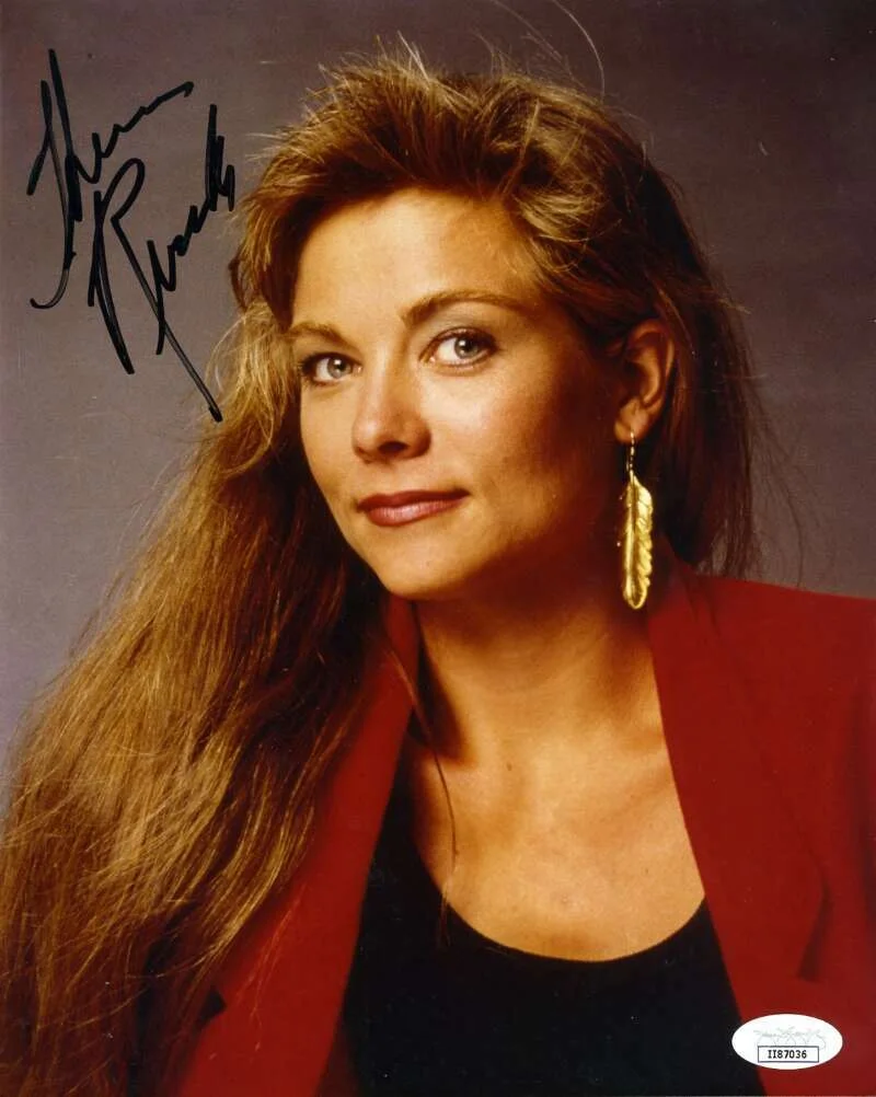 Theresa Russell — Theresa Russell JSA Coa Signed 8x10 Photo Autograph