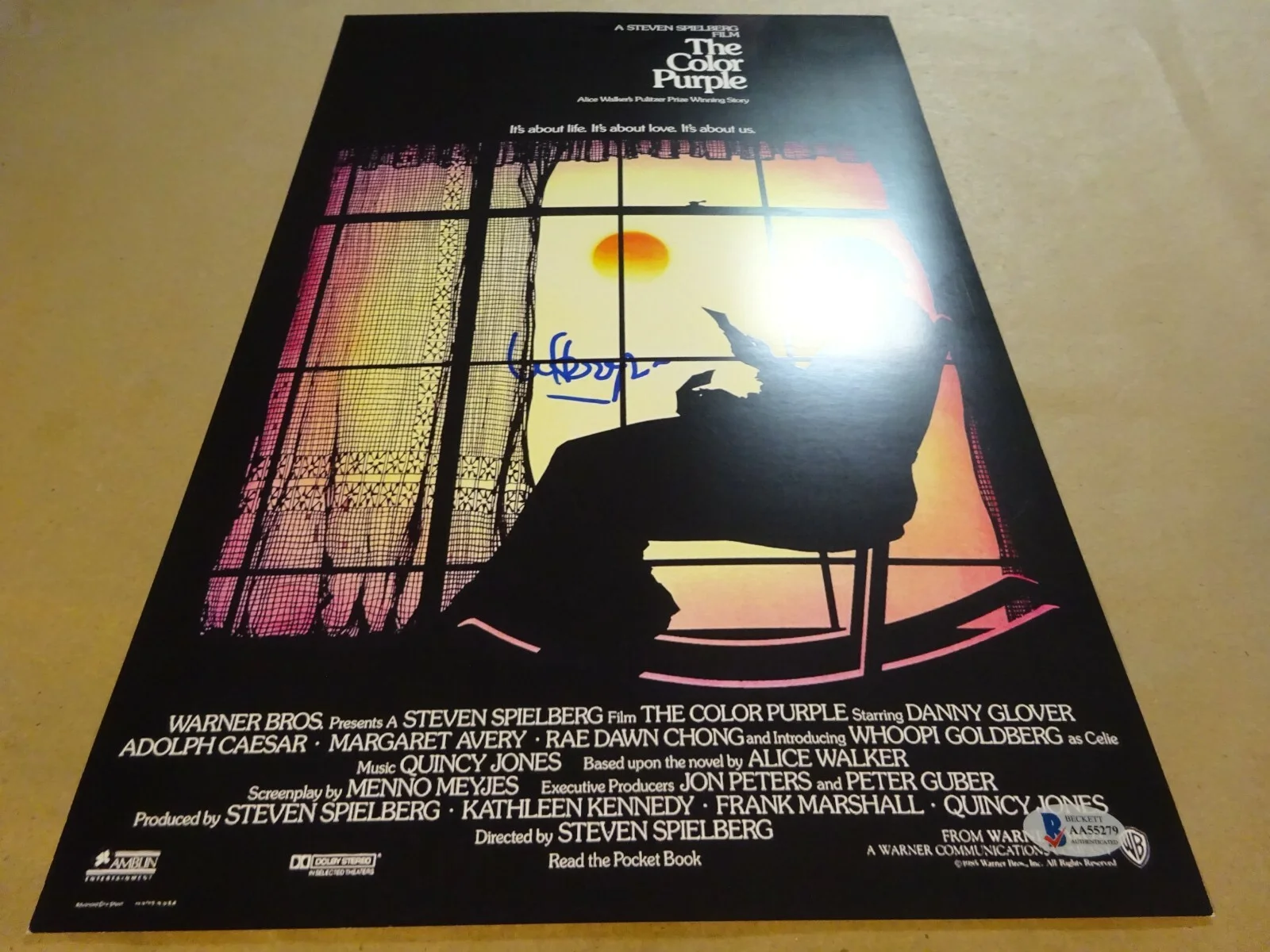 Whoopi Goldberg — Autographed WHOOPI GOLDBERG Signed The Color Purple 11"x17" BECKETT BAS COA, изображение 3