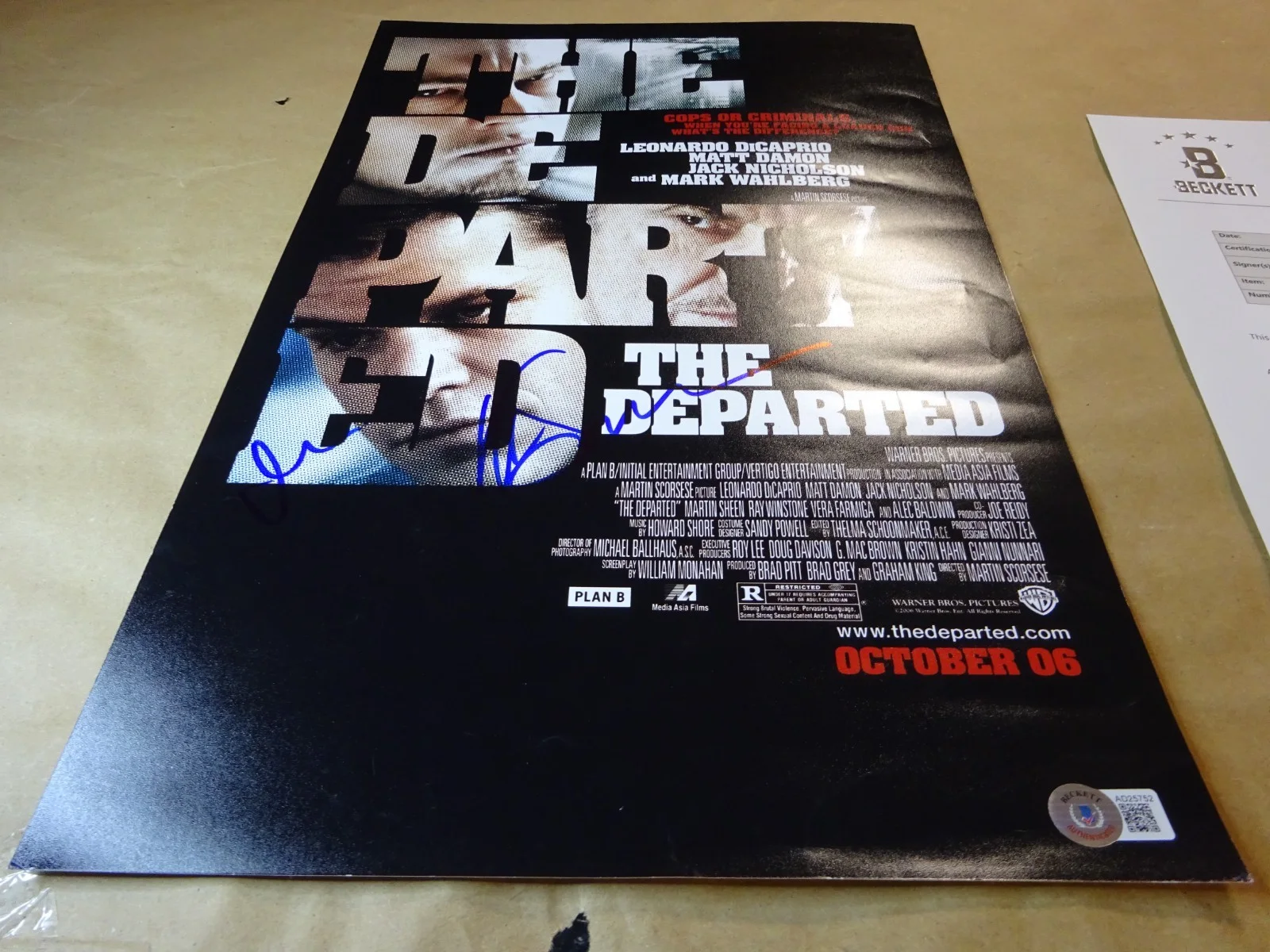 Martin Scorsese, Matt Damon — The Departed 11"x17" Photo Signed by Martin Scorsese & Matt Damon Beckett COA, изображение 3