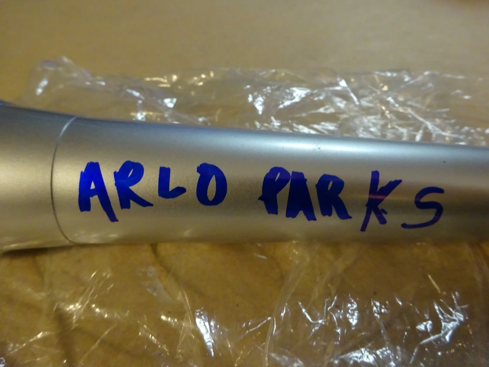 Signed ARLO PARKS Autographed Microphone British Singer / Songwriter, image 2